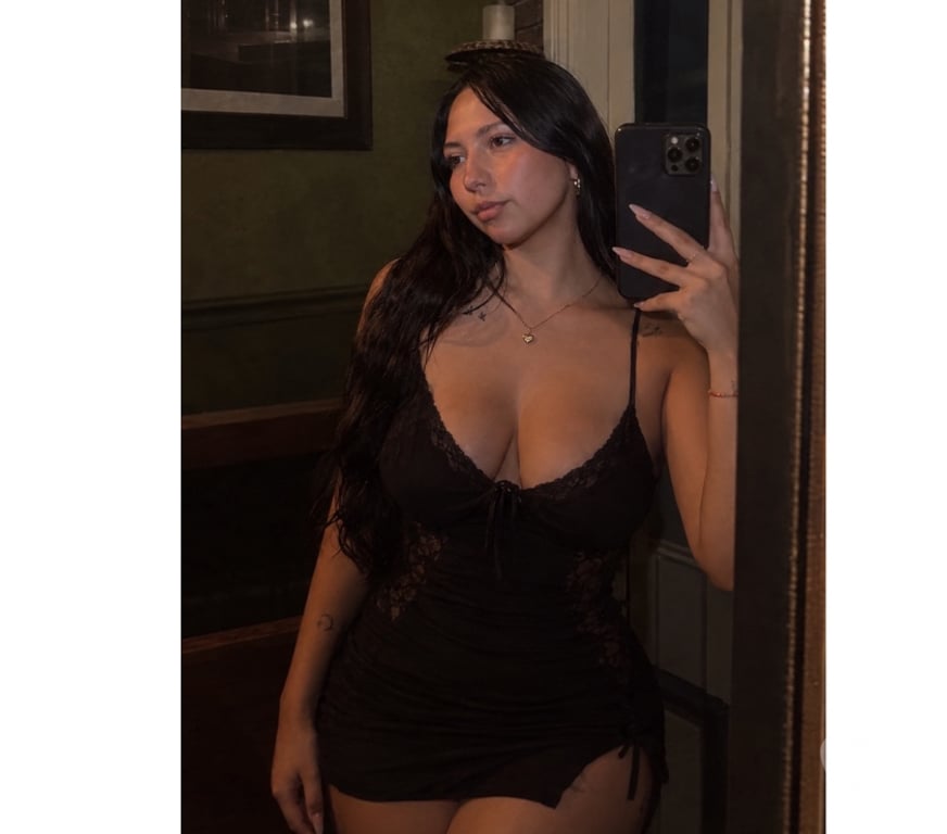 Escorts East London Canary Wharf - East London - Photos for New latin girl in the city✨