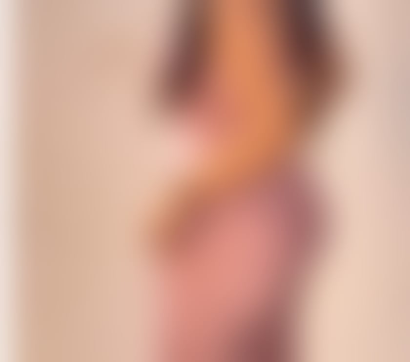 Ilford Station - Redbridge — Beautiful Indian Girl