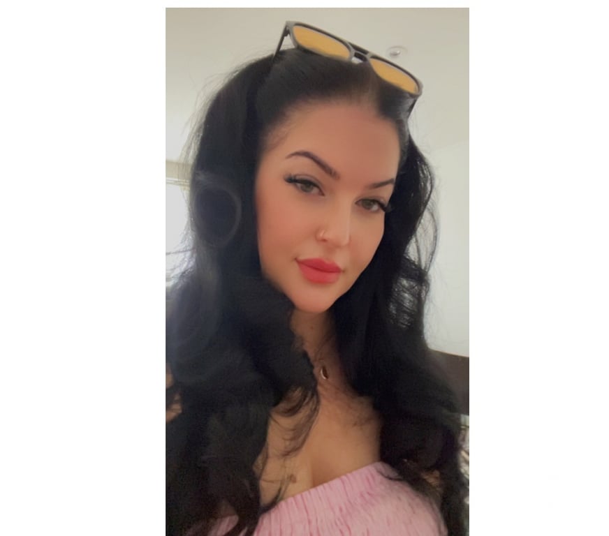 Escorts East London Mile End - East London - Photos for Sexy Zara is here