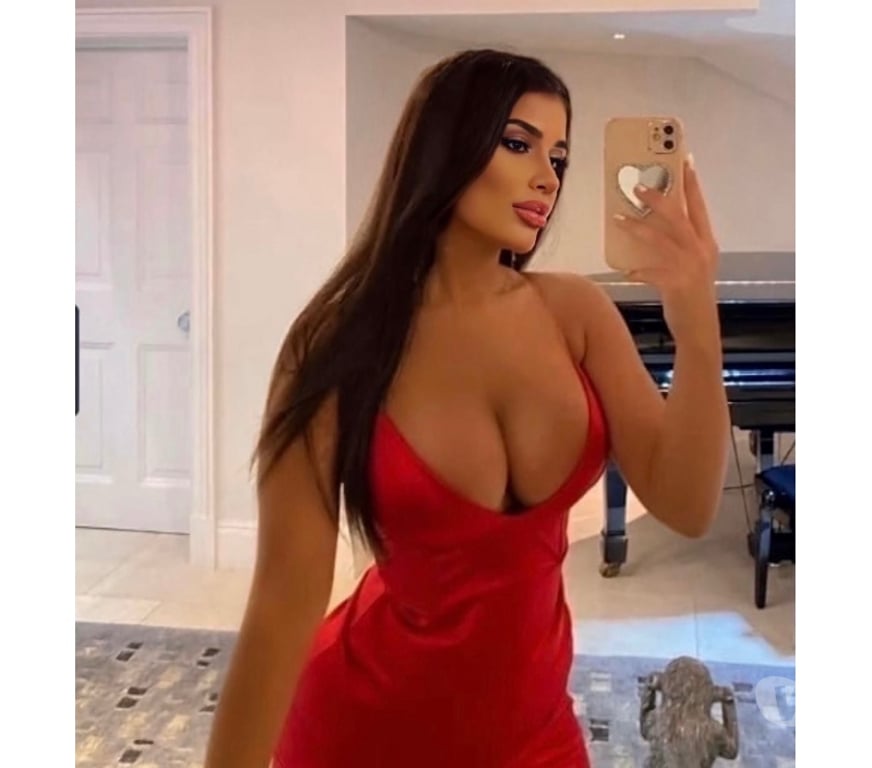 Escorts North London Enfield - Photos for 🔥ZARA HALF MORROCAN GIRL 😈 OWO 💦