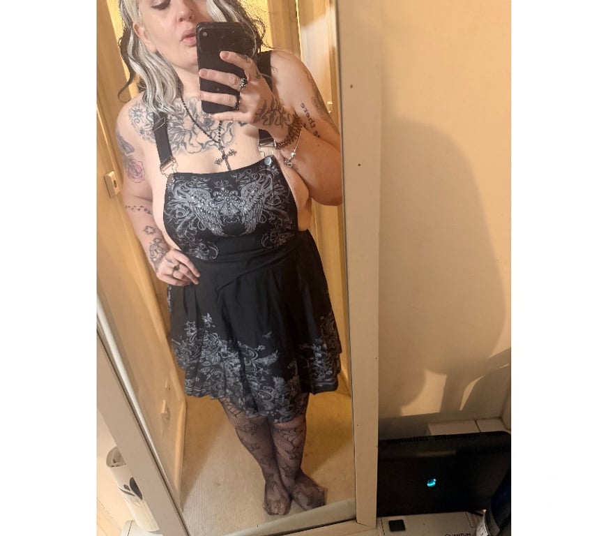 Escorts Somerset Bath and North East Somerset - Photos for British Born Babe, Curvy, Inked MILF, Nice Naughty Paradox