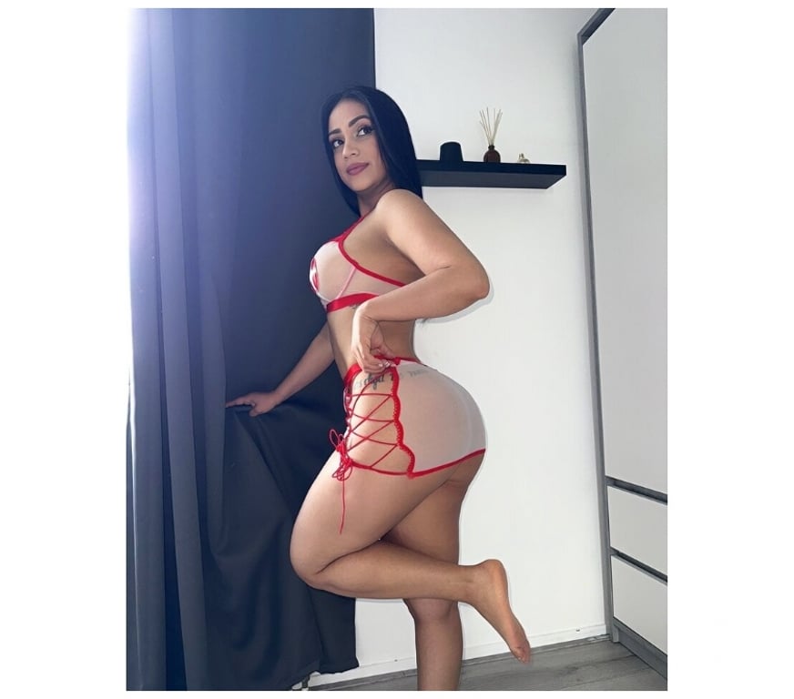 Escorts Greater Manchester Manchester - Photos for 🖤 CASSANDRA — A WOMAN OF HER OWN STYLE