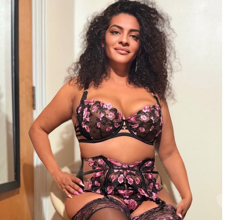Escorts West Midlands Birmingham - Photos for Full GFE 💫Pure seduction 💫curvy girl 🍑OWO