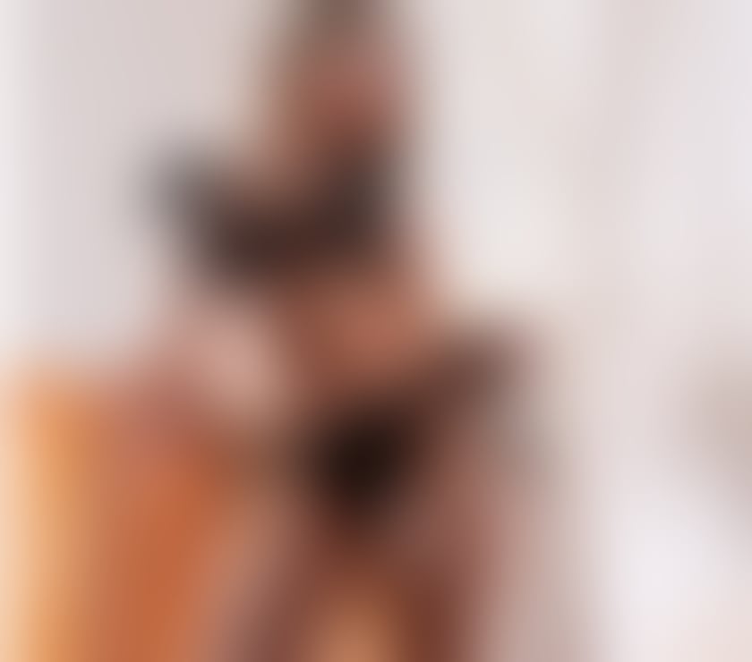 Escorts West London Hillingdon - Photos for Escort Molly 🥰 Friendly and Beautiful