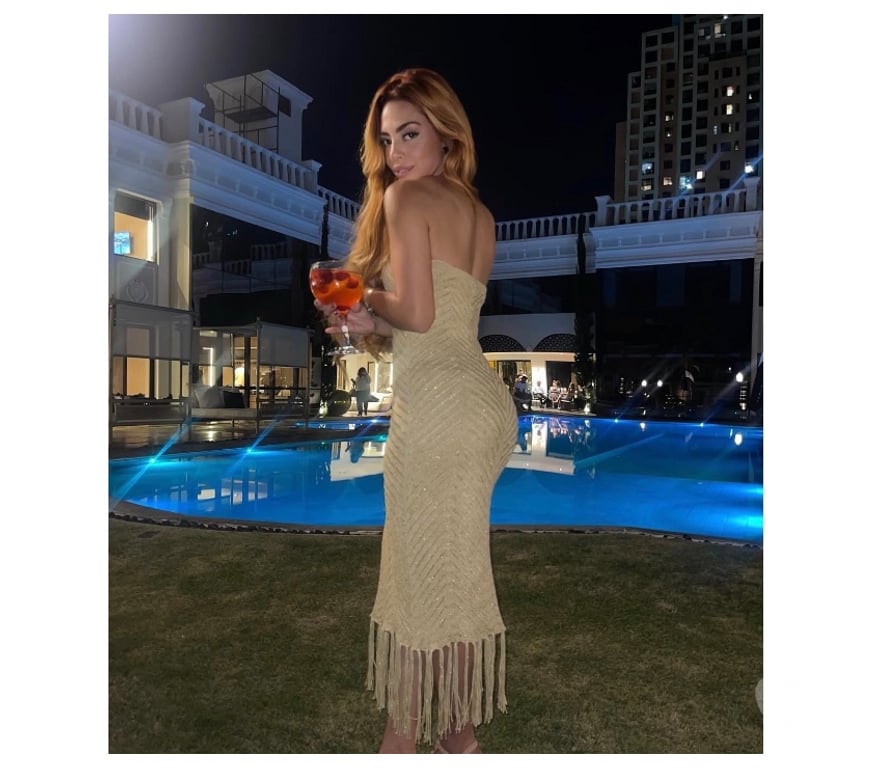 Escorts Kent Tunbridge Wells - Photos for Your Sweet & Playful Girlfriend Experience