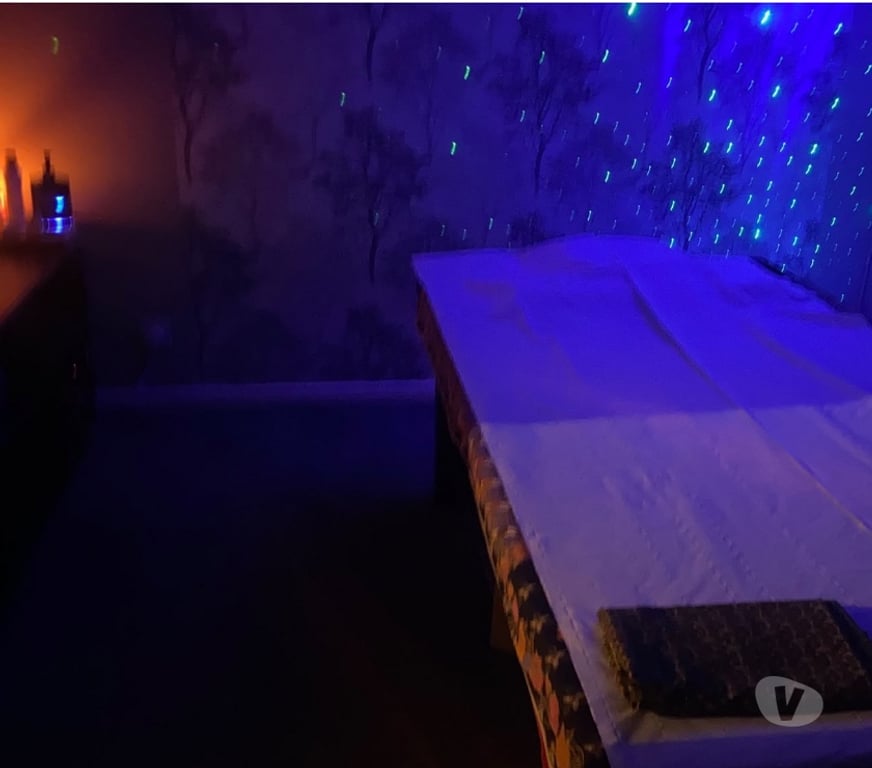 Escorts Buckinghamshire Milton Keynes - Photos for Professional Thai massage