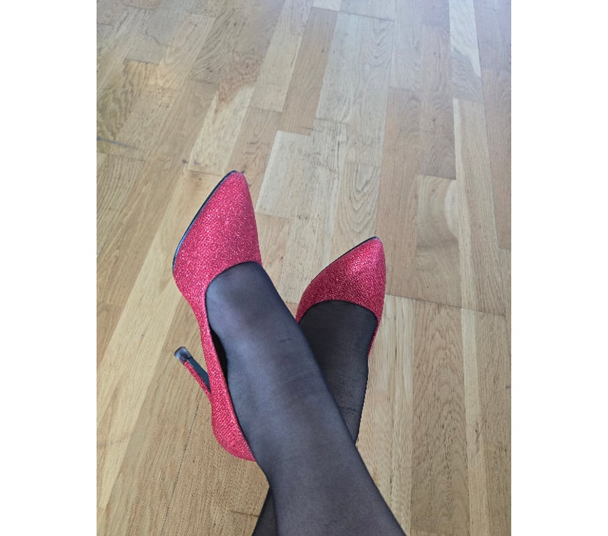 Escorts West Yorkshire Bradford - Photos for BLOND CURVY MILF xx NO RUSH xx BIG TITS xx