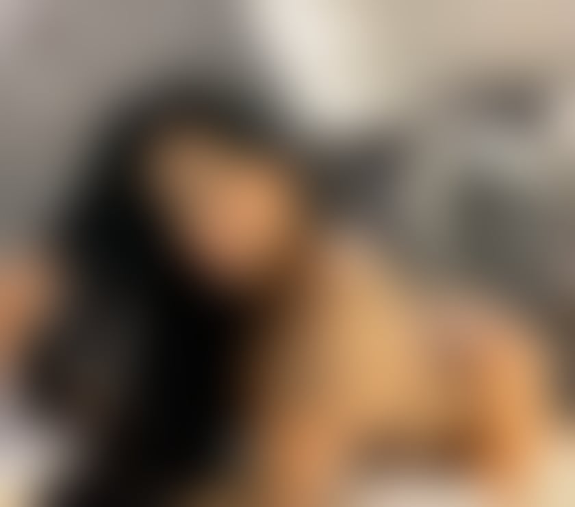 Escorts West London Hounslow - Photos for VALERIA AVAILABLE GIRL PARY🥂