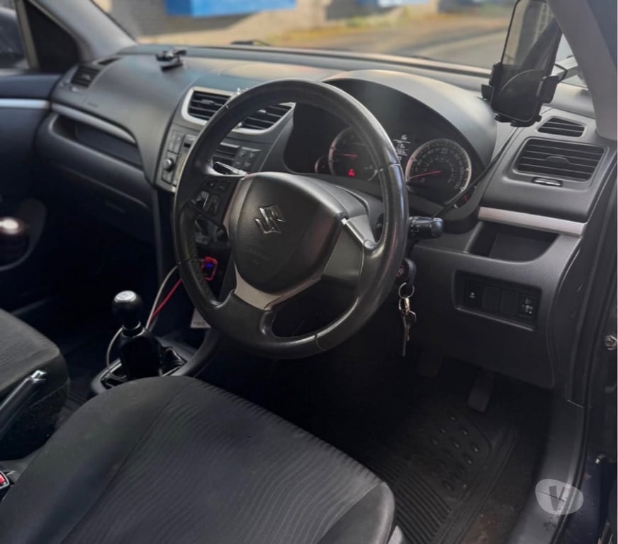 used cars for sale West Yorkshire Kirklees - Photos for Suzuki Swift 2011 SZ2