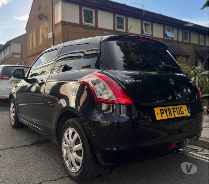 used cars for sale West Yorkshire Kirklees - Photos for Suzuki Swift 2011 SZ2