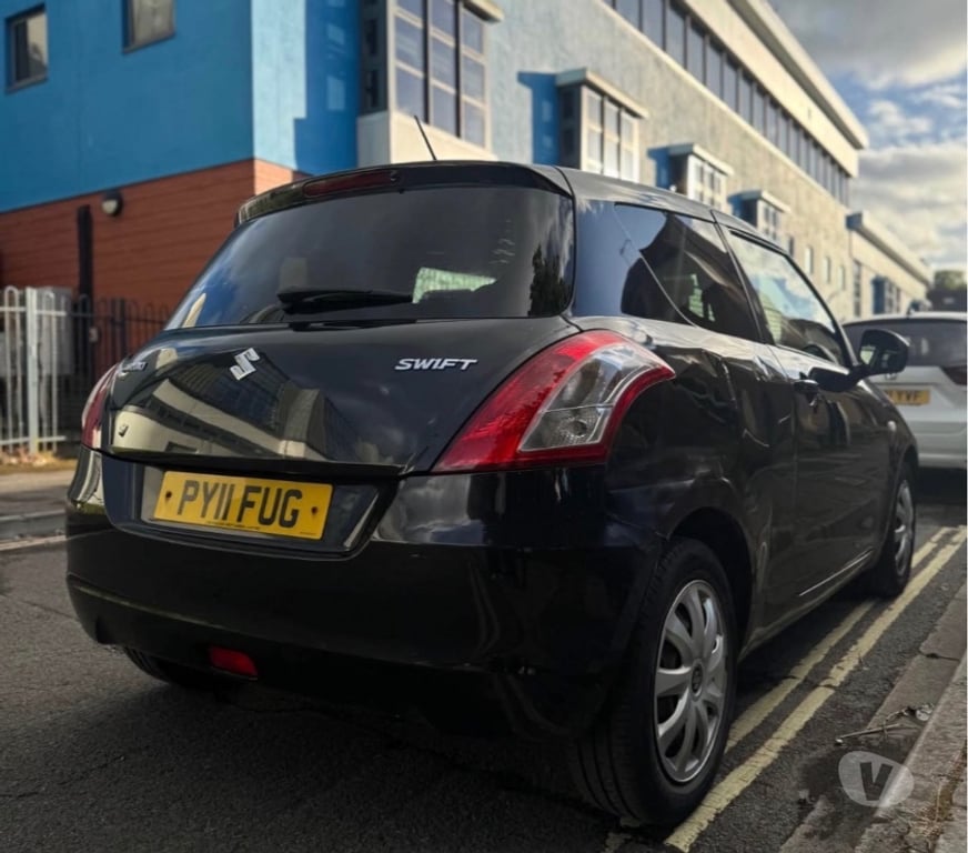 used cars for sale West Yorkshire Kirklees - Photos for Suzuki Swift 2011 SZ2