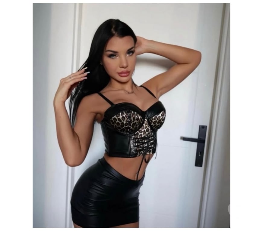 Escorts Ealing Northolt - Ealing - Photos for Hello babe😘😘😘❤️😘❤️