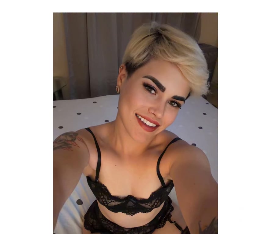 Escorts East London Canary Wharf - East London - Photos for STUNNING SOFIA FROM BRAZIL 💋✨