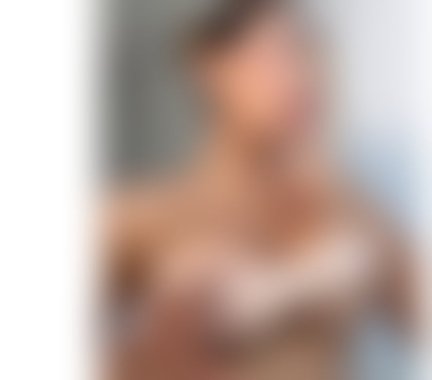 Escorts South East London Croydon - Photos for JULIA BRAZILIAN 🇧🇷 PARTY GIRLS 🔥🔥🔥