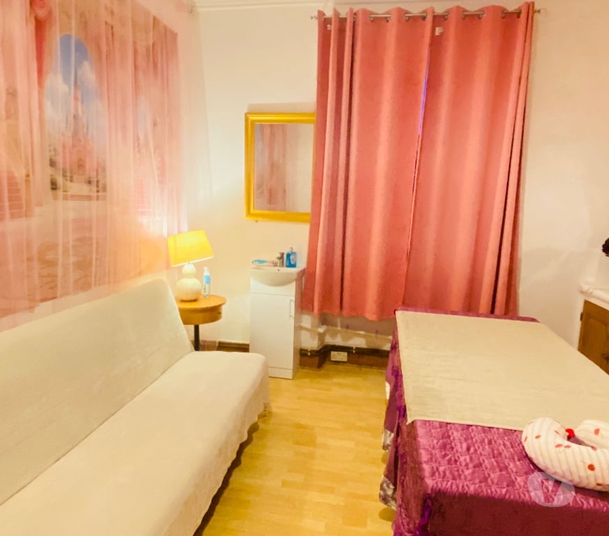 Full body massage Devon Plymouth - Photos for Professional therapeutic massage close to Plymouth Centre