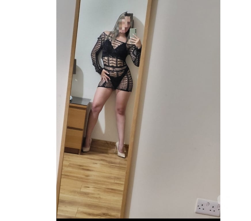 Escorts Surrey Guildford - Photos for Yara party girl Brazilian 🇧🇷🔥🥰