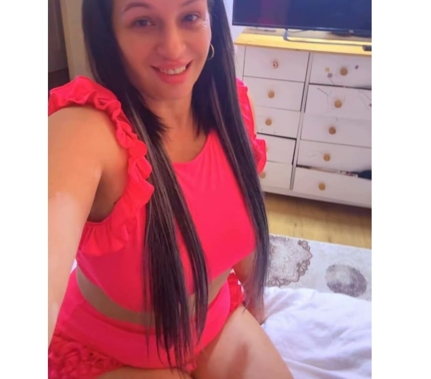 Escorts Merseyside Liverpool - Photos for Anne sexy brunette 💯outcall
