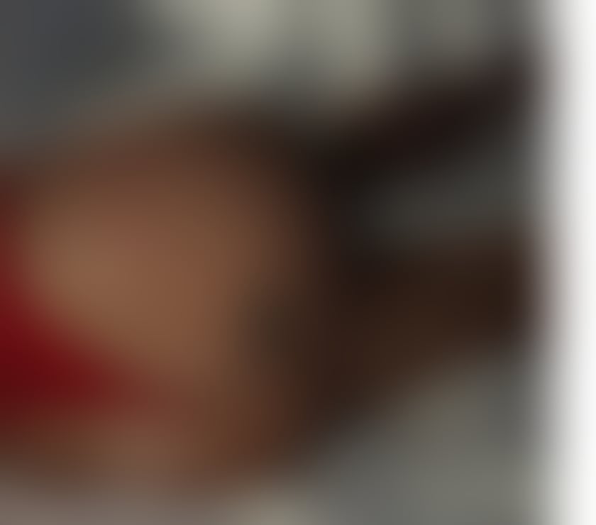 Escorts Kent Ashford - Photos for British Busty Blonde Bombshell Mia - Ashford Kent