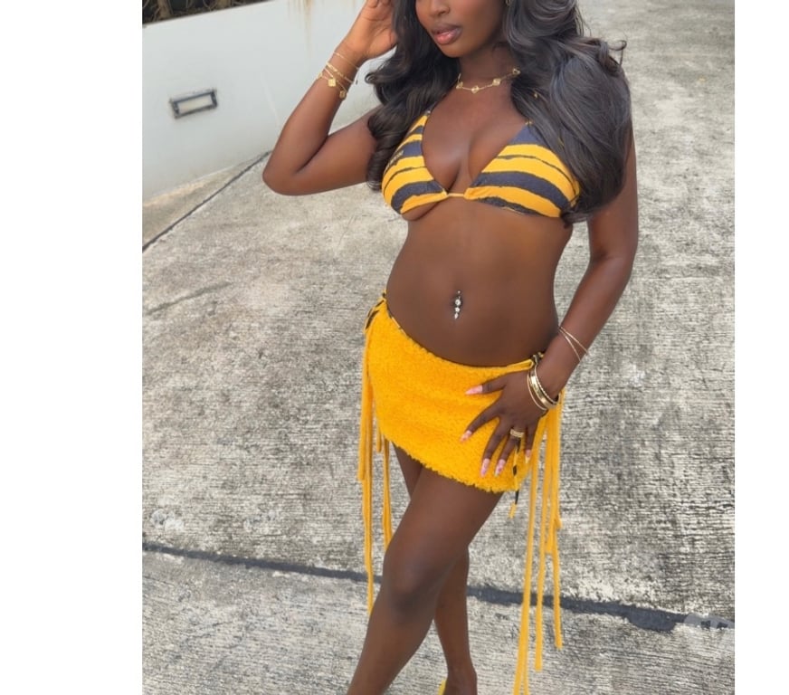 Escorts Hampshire Portsmouth - Photos for Your Sexy Black Barbie - Available today in PORTSMOUTH