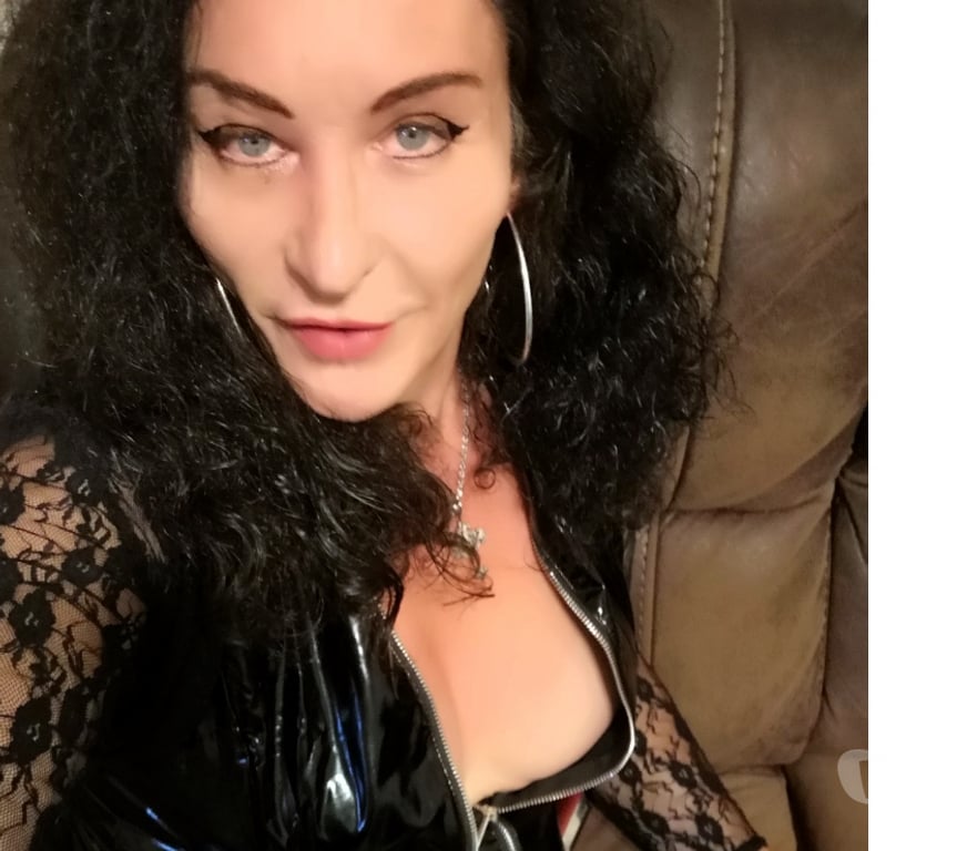 Trans Escorts West Yorkshire Leeds - Photos for Mature English ts Celine Busty 55 .Real Boobs