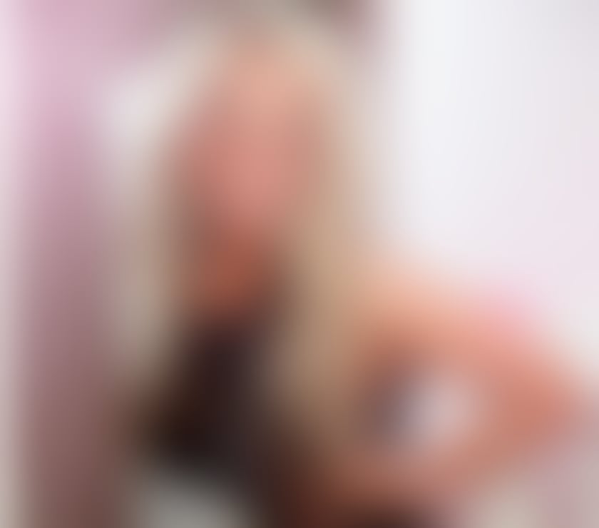 Escorts Surrey Spelthorne - Photos for Lovely Margo for gentleman pleasure and satisfaction!