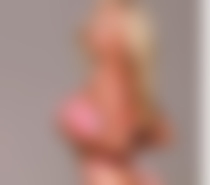 Escorts Surrey Spelthorne - Photos for Lovely Margo for gentleman pleasure and satisfaction!
