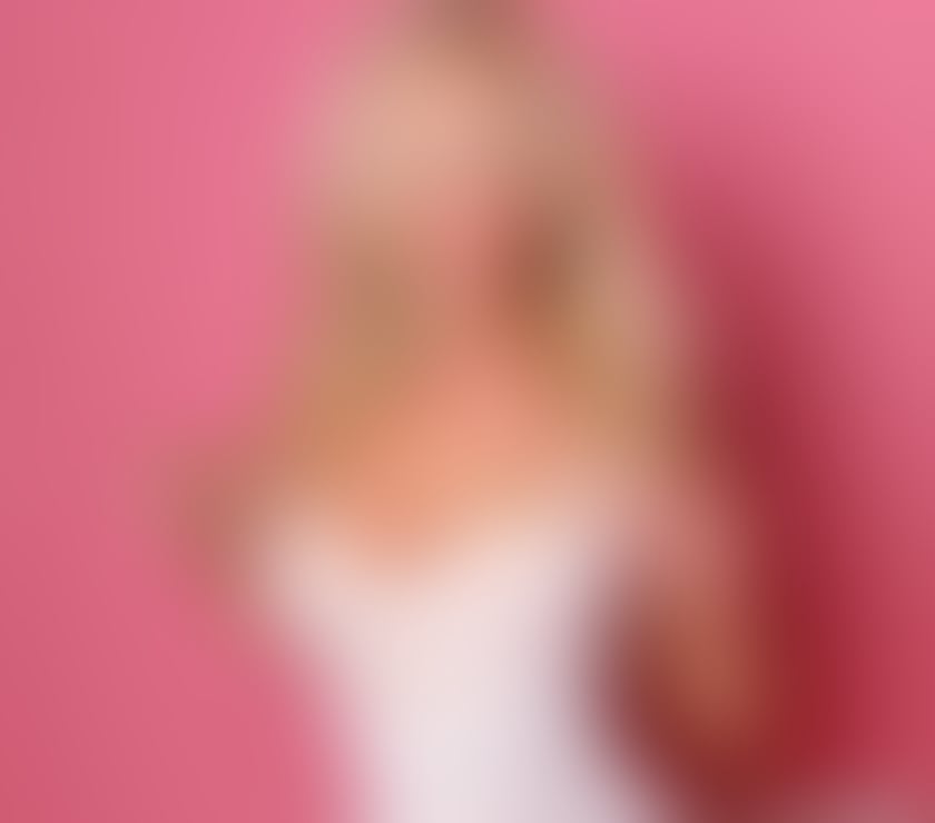 Escorts Surrey Spelthorne - Photos for Lovely Margo for gentleman pleasure and satisfaction!