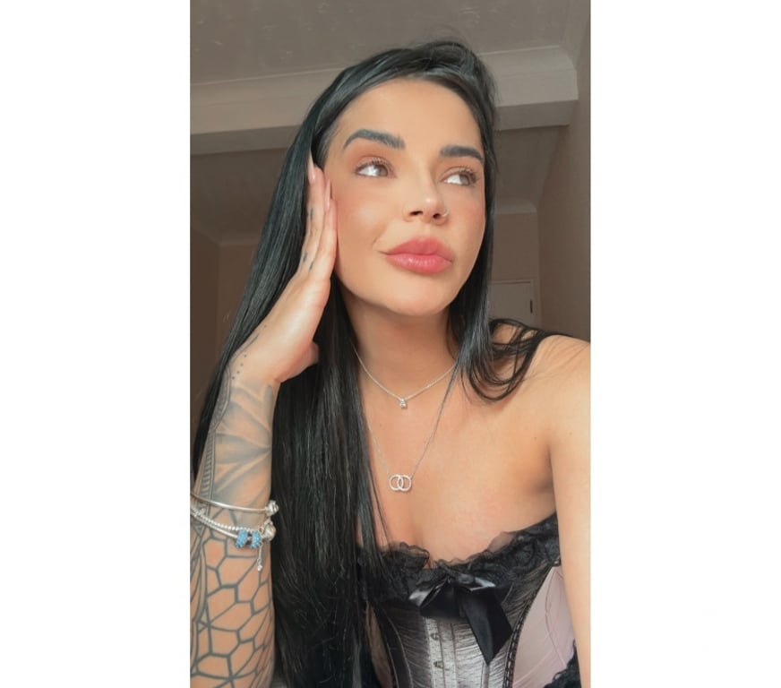 Escorts East London Canary Wharf - East London - Photos for Bia🇧🇷Moreno❤️party😊🔥🦋