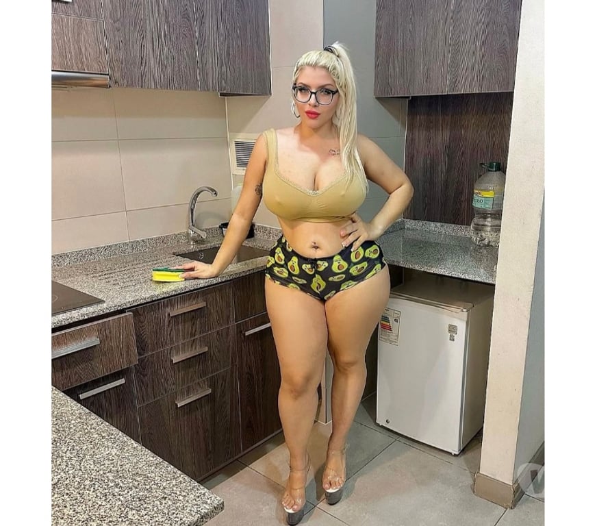 Escorts North West London Harrow on the Hill - North West London - Photos for 🥳🍷Luna just arrived horny latin come now🍷🥳
