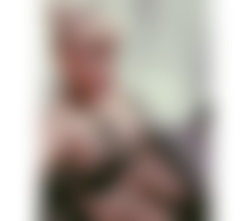 Trans Escorts Essex Chelmsford - Photos for TRANS ELEKTRA! READY TO HELP YOU OUT WITH YOUR DEEP DESIRE