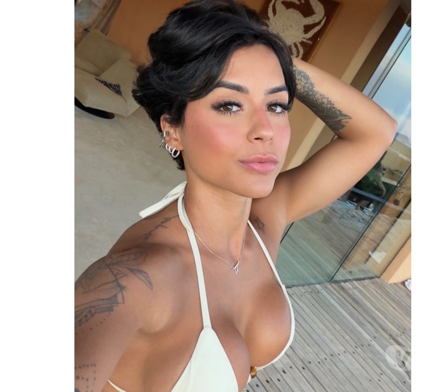 Escorts Greater Manchester Wigan - Photos for Valentina, just arrived in Wigan with Brazilian vibes 😍