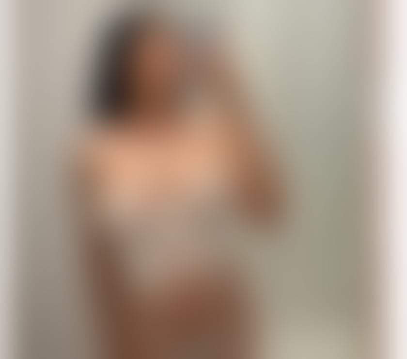 Trans Escorts Kent Medway - Kent - Photos for TS Emma beautiful hot 🍌 Available now