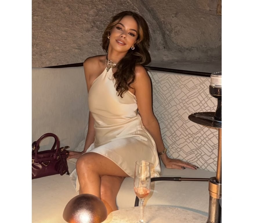 Escorts South West London South Kensington - South West London - Photos for Joyce ✨ | Seductive Looks, Confident Energy, Magnetic