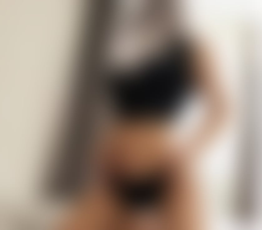 Woodford - East London — HANNA BLONDE PARTY 🎉 GIRL OUTCALL 💎