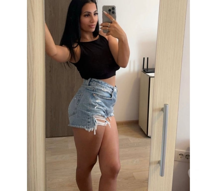 Escorts Slough Slough Town Centre - Slough - Photos for HI IM DEXY FROM HUNGARY BEST SERVICES NO RUSH
