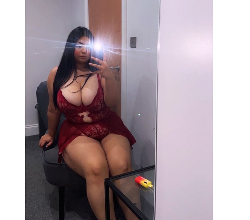 Escorts East London Walthamstow - East London - Photos for 🇬🇧🇵🇰 British Pakistani Aliya 😈x