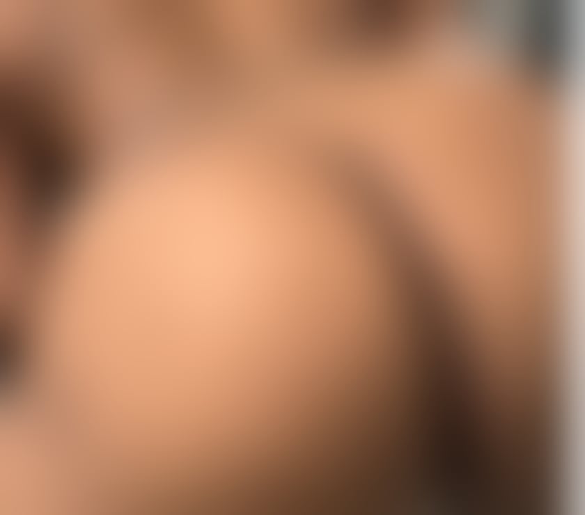 Fattest Ass and a good hoe