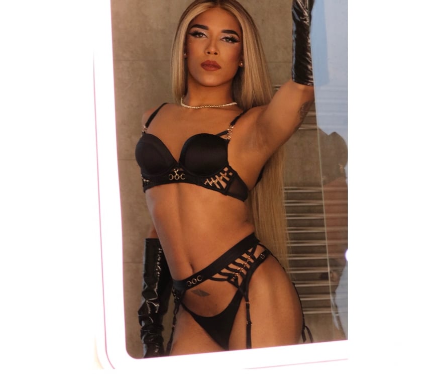 Trans Escorts West Midlands Birmingham - Photos for Sofia Dominatrix 🇧🇷 XXL 9 inches 🍆🍼