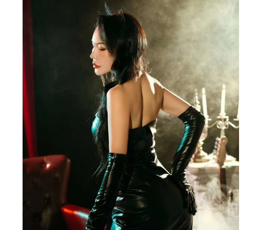 Escorts Dorset Bournemouth, Christchurch and Poole - Photos for Asian fitness girl, just passing through for a week.