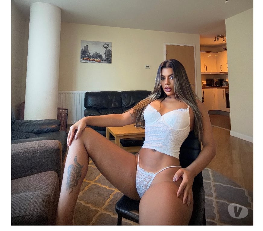 Escorts Bedfordshire Luton - Photos for Alice 🍑🔥 BIG BOTTY BRAZILIAN 🇧🇷