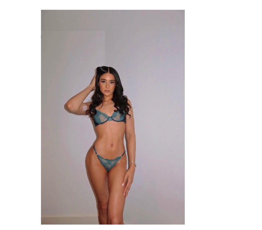 Trans Escorts Reading Reading Town Centre - Reading - Photos for Alice Ts Slim Model Brazilian ✨