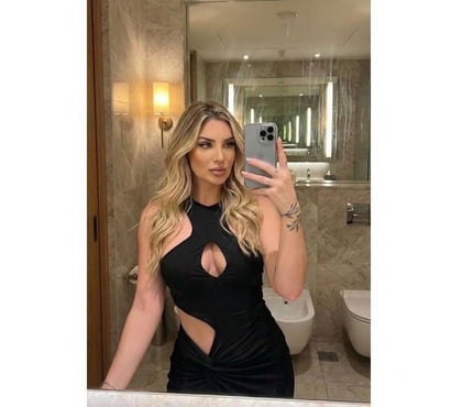 Escorts South Croydon Croydon - Photos for 💎 CLASSY & CHARMING BLONDE �