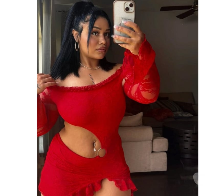 Escorts East London Redbridge - Photos for PARTY CURVY GIRL IN Barking