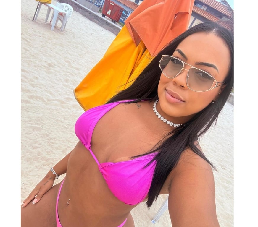 Escorts West Northamptonshire Northampton - West Northamptonshire - Photos for 🇧🇷CAROL NO RUSH💋GFE🍾PARTY🔥
