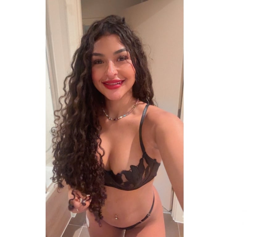 Escorts North London Wood Green Station - North London - Photos for 🥂 Premium Brazilian Company in London 💋