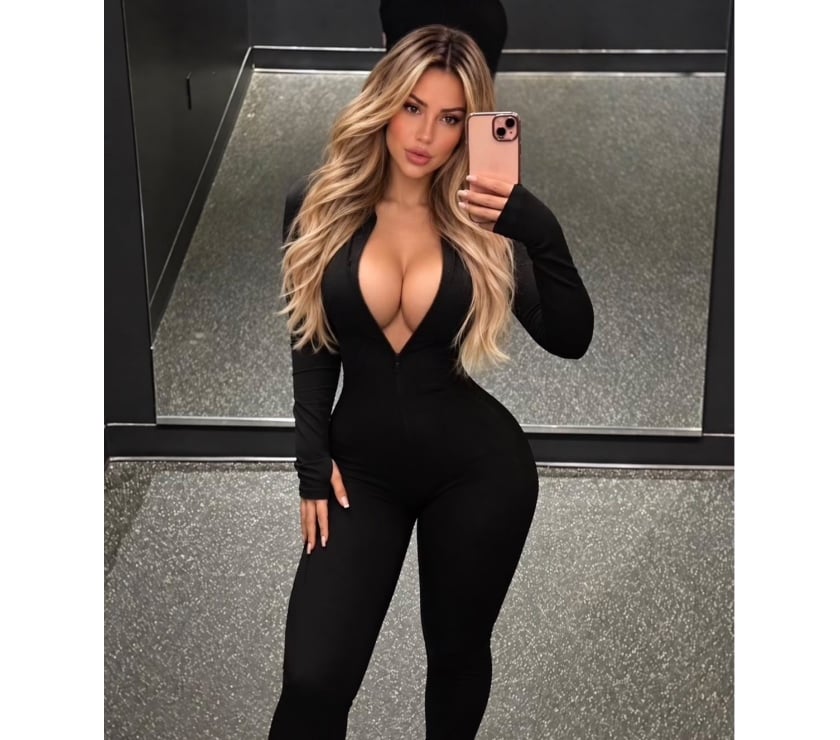 Birmingham City Centre - Birmingham — BOMBSHELL LUANA🔥💜🩷💜🍑🩷