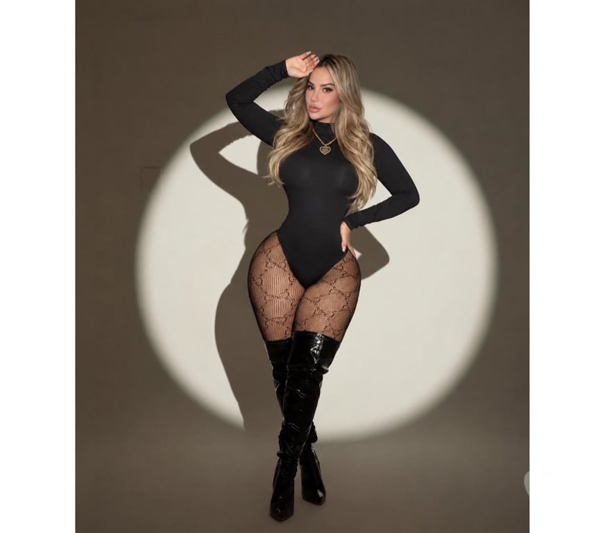 Escorts West Midlands Birmingham - Photos for SEXY🩷LUANa YOUR GIRLFRIEND 💜🩷🩷💜🩷