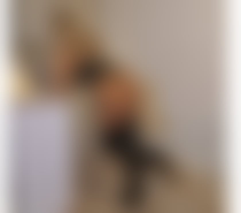 Escorts Belfast Belfast City Centre (South) - Belfast - Photos for ✨ Mature Blonde Lady – Incall & Outcall ✨