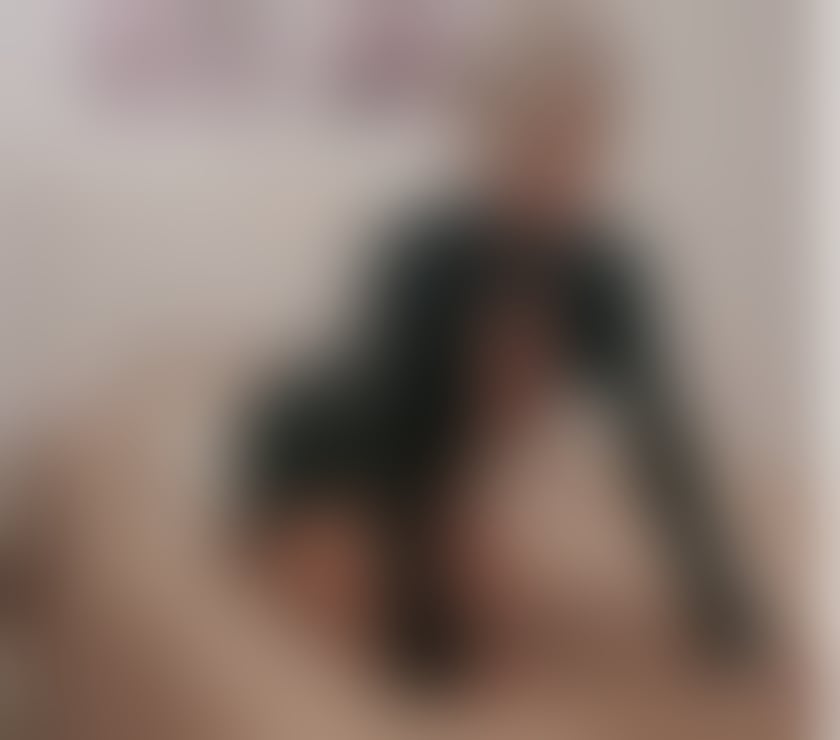 Escorts Belfast Belfast City Centre (South) - Belfast - Photos for ✨ Mature Blonde Lady – Incall & Outcall ✨