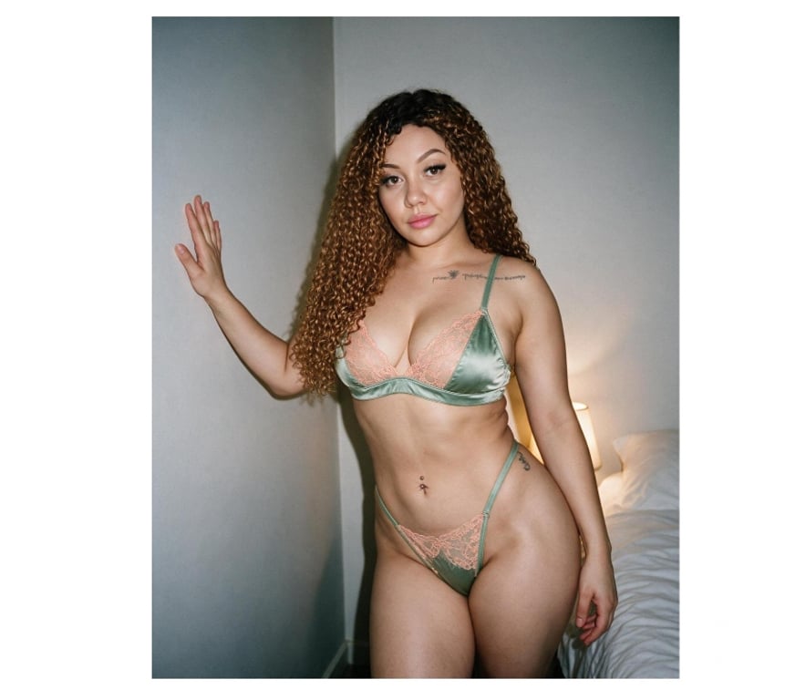 Escorts Fife Kirkcaldy - Fife - Photos for Bruna Brazil 🇧🇷 natural big butt